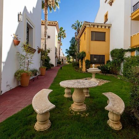 Apartamento Saadia Golf And Beach Уелва Екстериор снимка
