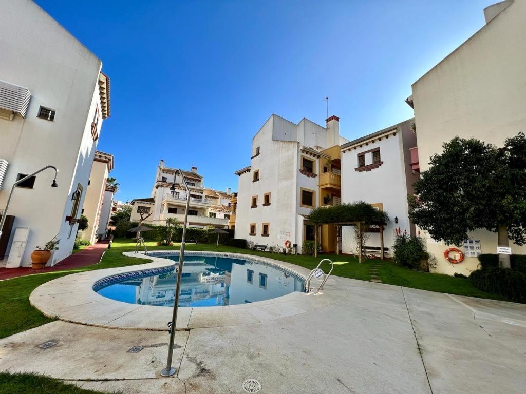 Apartamento Saadia Golf And Beach Уелва Екстериор снимка